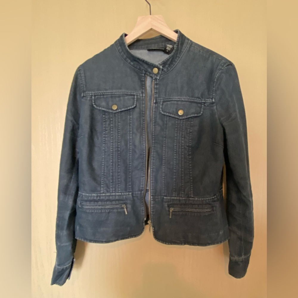 Denim moto jacket with snaps, zippers, and tailored fit. By Apostrophe stretch - Picture 1 of 5
